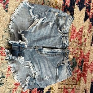 Love tree denim shorts size Small